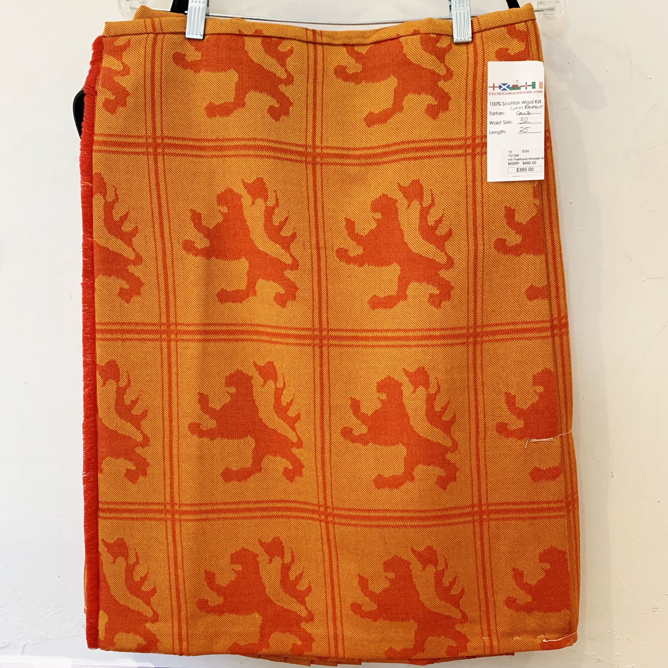 Lamont Tartan Hoodie - Lion Rampant And Celtic Thistle Style